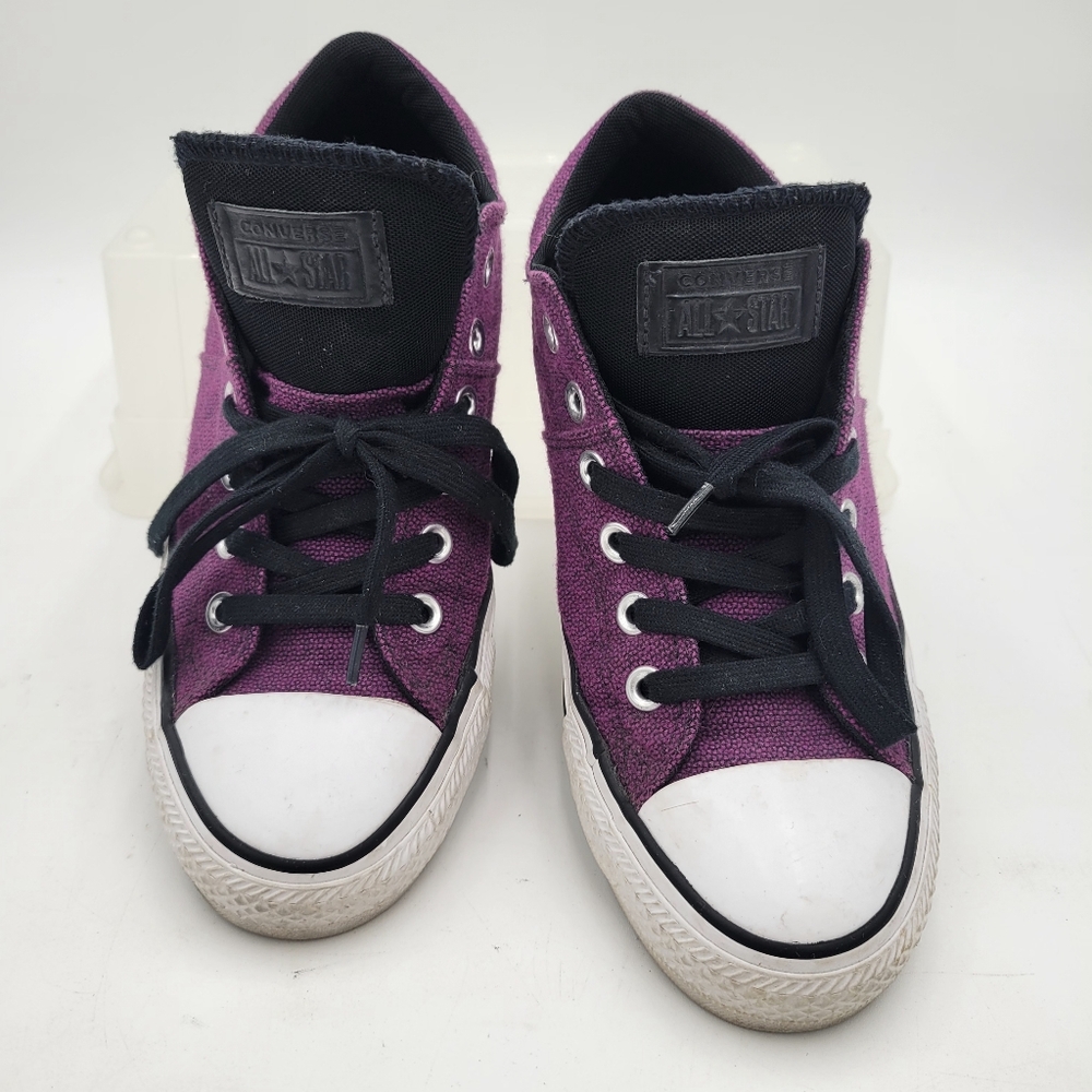 Womans Converse All Stars Purple Black Low Tops Size 8 Good Condition